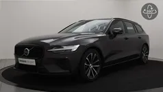 Grijs Gebruikt 2024 Volvo V60 Plus Stationwagen | € 48.900 (Eerlijke prijs)