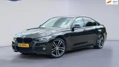 Zwart, metallic lak Gebruikt 2019 BMW 320 Executive Sedan | € 24.945 (Super prijs)