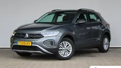 Gebruikt 2023 VW T-Roc Business SUV | € 25.895 (Eerlijke prijs)