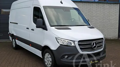 Wit Gebruikt 2023 Mercedes Sprinter Van | € 53.950 (Eerlijke prijs)