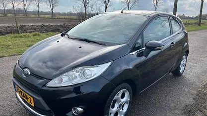 Zwart Occasion 2010 Ford Fiesta Titanium Hatchback | € 3.950 (Eerlijke prijs)