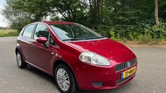 Rood Gebruikt 2008 Fiat Grande Punto Lusso Hatchback | € 2.950 (Eerlijke prijs)