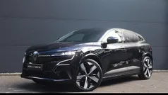 Gebruikt 2024 Renault Mégane Komfort Hatchback | € 30.780 (Eerlijke prijs)