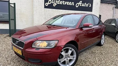 Occasion Volvo S40 101 PK (74 kW) 2006 Rood (metallic) Sedan