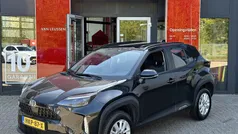 Zwart Gebruikt 2023 Toyota Yaris Cross SUV | € 27.340 (Goede deal)