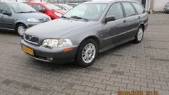 Grijs Gebruikt 2003 Volvo V40 Stationwagen | € 1.499 (Eerlijke prijs)