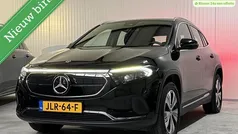 Zwart (metallic) Gebruikt 2021 Mercedes EQA250 Business SUV | € 25.995 (Super prijs)