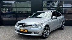 Grijs, metallic lak Gebruikt 2011 Mercedes C180 Avantgarde Sedan | € 8.999 (Goede deal)