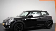 Zwart Gebruikt 2019 Mini Cooper Hatchback | € 16.890 (Eerlijke prijs)