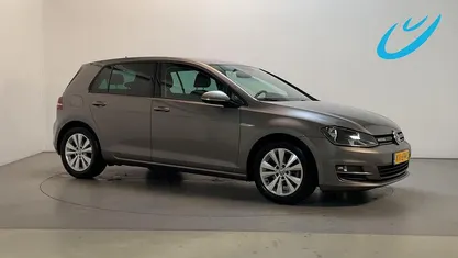 Occasion 2016 VW Golf VII Hatchback | € 11.250 (Eerlijke prijs)