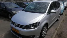 Grijs Gebruikt 2013 VW Touran Highline MPV | € 6.750 (Goede deal)