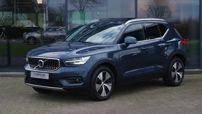 Blauw Gebruikt 2021 Volvo XC40 Inscription SUV | € 31.750 (Eerlijke prijs)