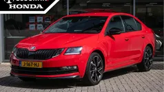 Rood Gebruikt 2020 Skoda Octavia Business Line Hatchback | € 19.950 (Eerlijke prijs)