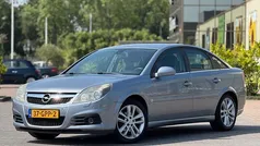 Grijs Gebruikt 2008 Opel Vectra GTS Executive Hatchback | € 2.999 (Eerlijke prijs)