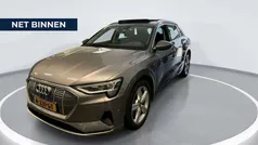 Grijs, metallic lak Gebruikt 2022 Audi e-tron Advanced SUV | € 39.880 (Super prijs)