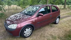 Rood Gebruikt 2001 Opel Corsa Comfort Hatchback | € 1.250 (Eerlijke prijs)