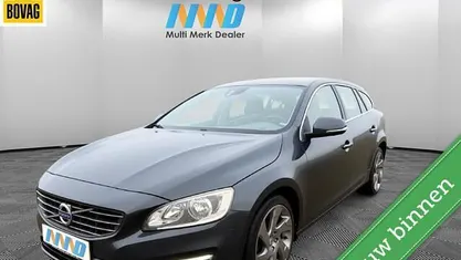 Grijs Occasion 2014 Volvo V60 Momentum Stationwagen | € 4.595 (Eerlijke prijs)