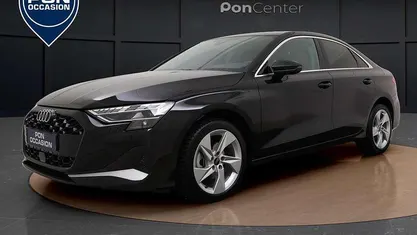 Zwart, metallic lak Occasion 2024 Audi A3 Advanced Sedan | € 30.450 (Super prijs)