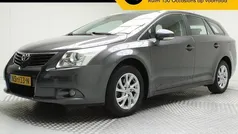 Grijs, metallic lak Gebruikt 2009 Toyota Avensis Stationwagen | € 7.700 (Super prijs)