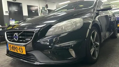 Gebruikt 2013 Volvo V40 R-Design Hatchback | € 3.695 (Super prijs)