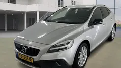 Gebruikt 2016 Volvo V40 CC Summum Stationwagen | € 8.000 (Eerlijke prijs)