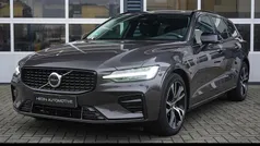 Gebruikt 2022 Volvo V60 Plus Stationwagen | € 33.995 (Eerlijke prijs)