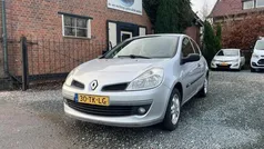 Gebruikt 2006 Renault Clio II Expression Hatchback | € 2.150 (Eerlijke prijs)