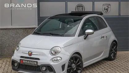 Gebruikt 2021 Abarth 595C Turismo Cabriolet | € 24.950 (Eerlijke prijs)