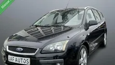 Zwart Gebruikt 2007 Ford Focus Stationwagen | € 2.499 (Eerlijke prijs)
