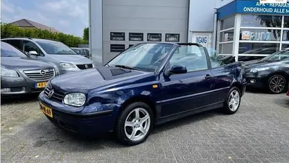 Occasion VW Golf III Trendline 90 PK (66 kW) 1998 Blauw Cabriolet