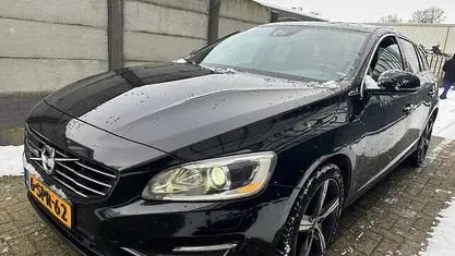 Gebruikt 2013 Volvo V60 Summum Stationwagen | € 4.599 (Goede deal)
