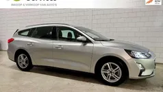 Grijs (metallic) Gebruikt 2021 Ford Focus Business Edition Stationwagen | € 10.950 (Eerlijke prijs)