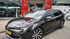 Zwart Gebruikt 2022 Toyota Corolla Business Edition Stationwagen | € 19.995 (Eerlijke prijs)