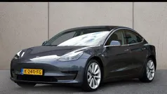 Grijs Gebruikt 2020 Tesla Model 3 Standard Range Sedan | € 21.995 (Eerlijke prijs)
