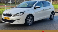 Wit Gebruikt 2016 Peugeot 308 Style Hatchback | € 8.900 (Eerlijke prijs)