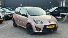 Roze Gebruikt 2011 Renault Twingo Hatchback | € 2.850 (Eerlijke prijs)
