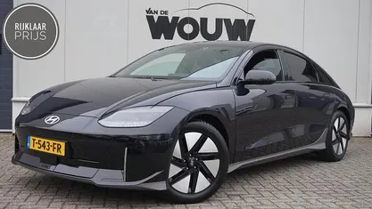 Blauw Occasion 2023 Hyundai Ioniq 6 Sedan | € 26.995 (Super prijs)