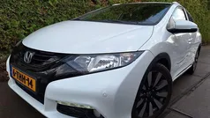 Wit Gebruikt 2014 Honda Civic Lifestyle Stationwagen | € 4.950 (Goede deal)