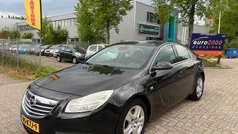 Zwart Gebruikt 2010 Opel Insignia Edition Hatchback | € 4.950 (Eerlijke prijs)