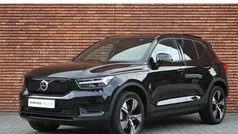 Zwart Gebruikt 2021 Volvo XC40 Plus SUV | € 32.950 (Eerlijke prijs)