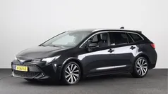 Zwart Gebruikt 2021 Toyota Corolla Stationwagen | € 20.900 (Eerlijke prijs)