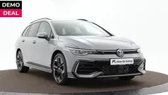 Grijs, metallic lak Gebruikt 2025 VW Golf VIII R-line Edition Stationwagen | € 39.980 (Eerlijke prijs)