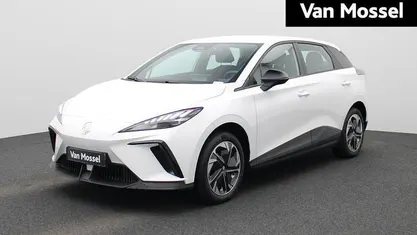 Gebruikt 2025 MG MG4 EV Hatchback | € 23.495 (Eerlijke prijs)