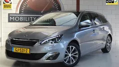 Grijs, metallic lak Gebruikt 2015 Peugeot 308 Allure Stationwagen | € 8.880 (Eerlijke prijs)
