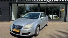 Grijs Gebruikt 2010 VW Jetta Comfortline Sedan | € 2.900 (Eerlijke prijs)