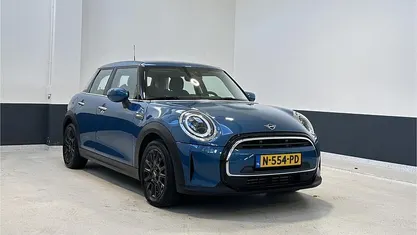 Occasion 2021 Mini Cooper Business Hatchback | € 17.949 (Goede deal)