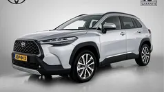 Grijs metallic Gebruikt 2025 Toyota Corolla Cross Style SUV | € 37.945 (Eerlijke prijs)