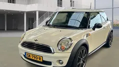 Gebruikt 2010 Mini ONE Salt Hatchback | € 2.950 (Eerlijke prijs)