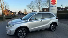 Gebruikt 2024 Suzuki Vitara Style SUV | € 26.995 (Eerlijke prijs)