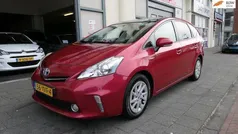 Rood Gebruikt 2012 Toyota Prius+ MPV | € 14.495 (Eerlijke prijs)